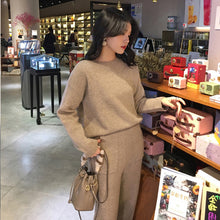 Load image into Gallery viewer, Ambir Women Sweater